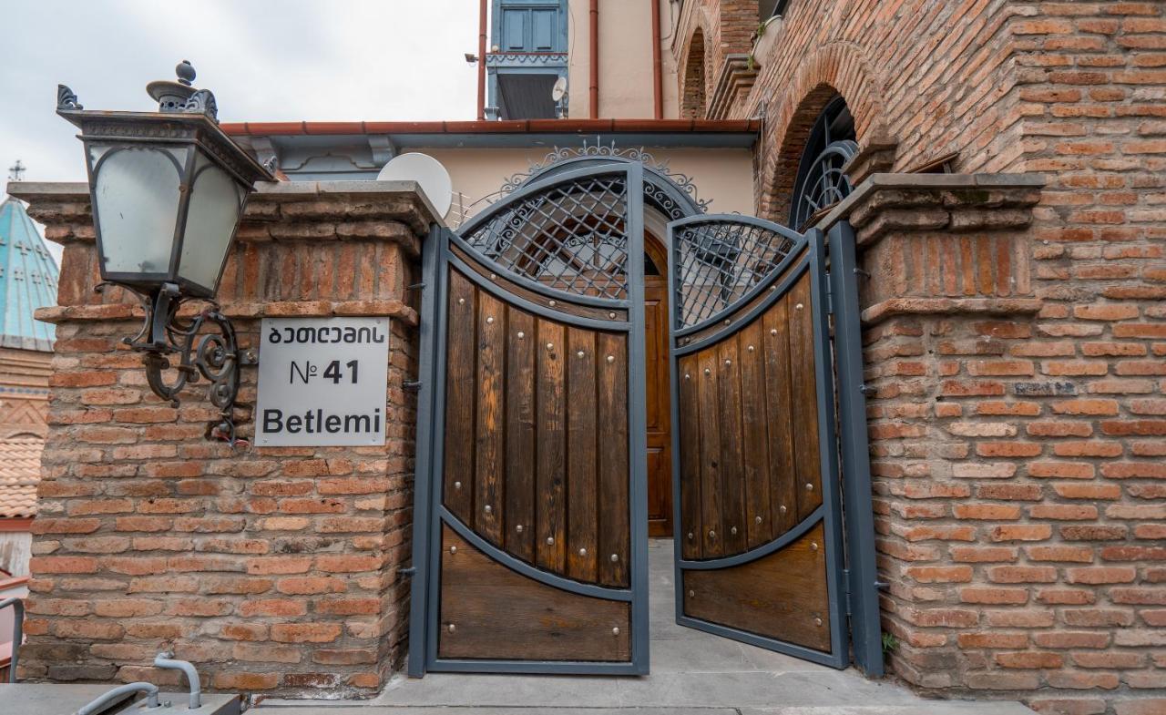 Golden View Apartment Tbilisi Ngoại thất bức ảnh