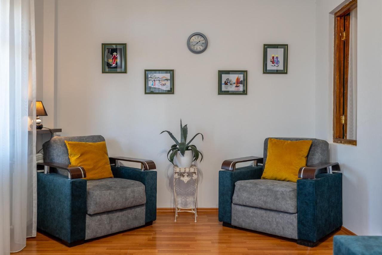 Golden View Apartment Tbilisi Ngoại thất bức ảnh
